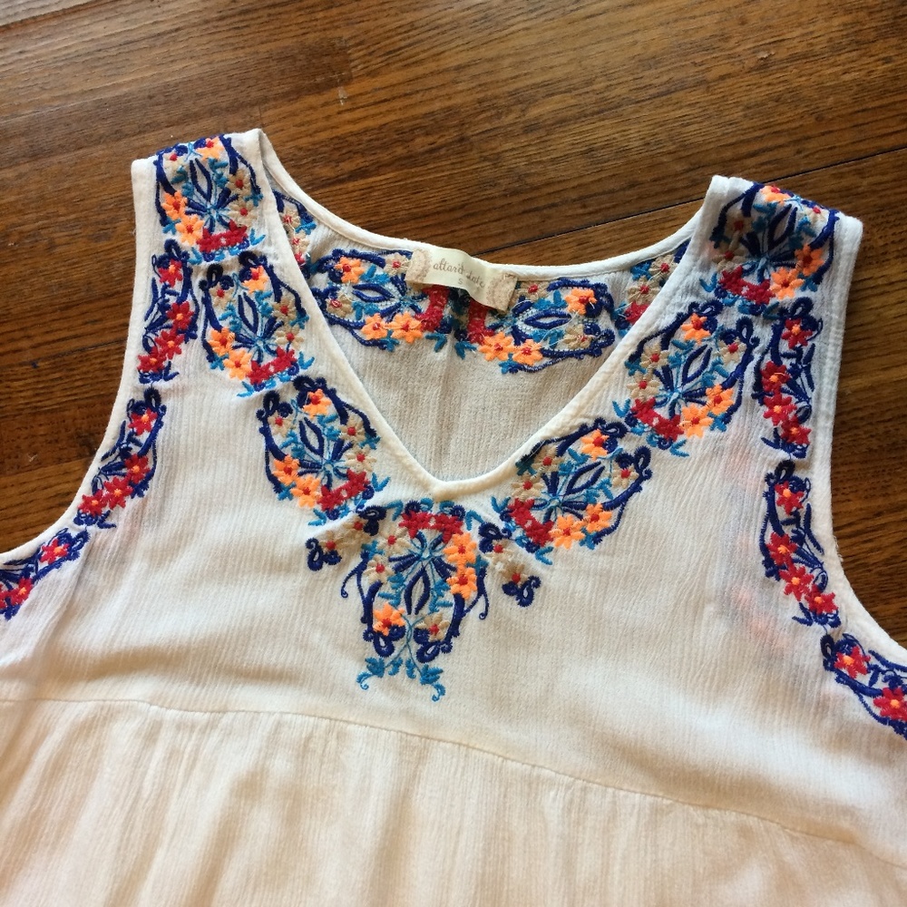 SOLD - Picture 2 of 4